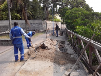 Reparo em calçadão da Orla de Sta Martha