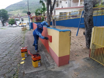 Pintura da Praça Flamboyans no bairro Universitário