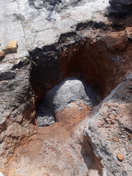 Reparo em rede de drenagem na Avenida Antônio Borges, Mata da Praia, Central 9