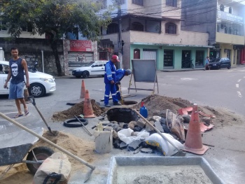 continuação de reparo em rede na Rua Manoel Marques em São Cristóvão