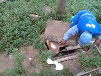 Reparo em rede na escadaria dos trabalhadores em Bonfim