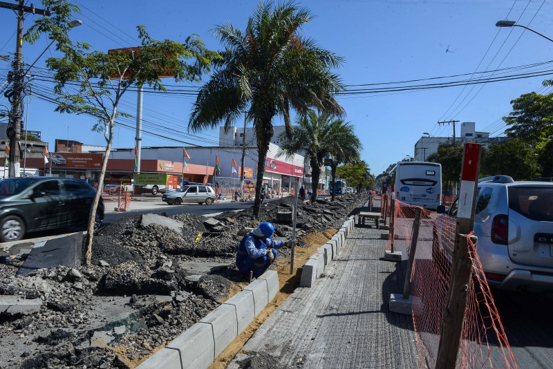 Obras na Avenida Vitória