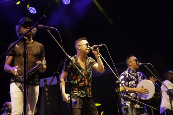 Show com a banda Art Popular