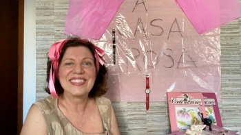 Luciana Guimarães Merçon conta história "A Casa Rosa", da capixaba Silvana Pinheiro