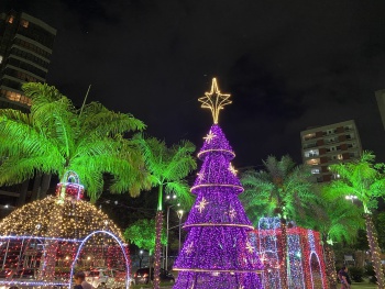 Iluminação de Natal na Praça dos Namorados