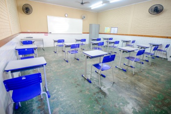 EMEF Maria Leonor Pereira da Silva - Sala de aula