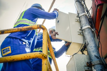 Instalação de novos controladores de semáforos