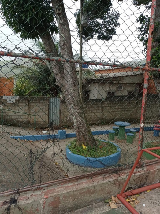 Praça do bairro Santos Reis