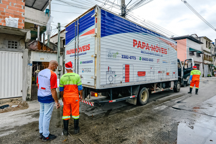 Papa-Móveis - Entrega de Móveis à Moradores