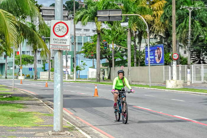 Ciclovia e Ciclofaixa na Avenida Beira-Mar