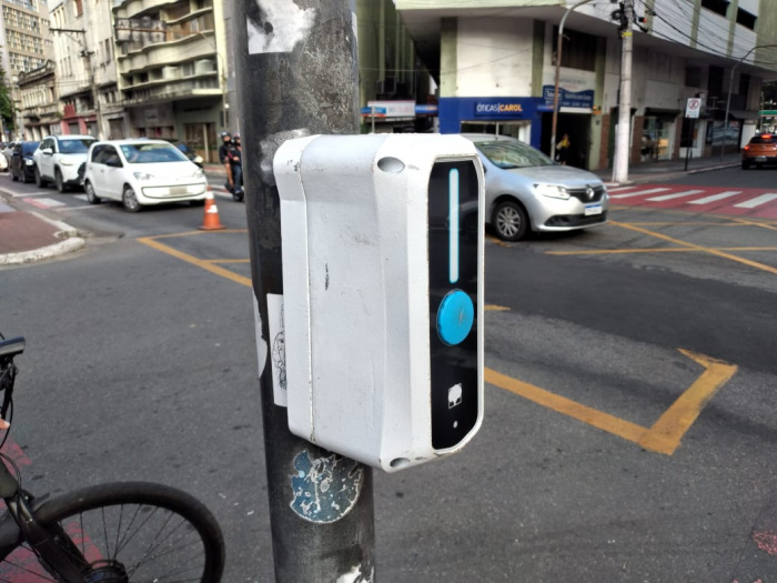 Botoeira instalada na Avenida Jerônimo Monteiro