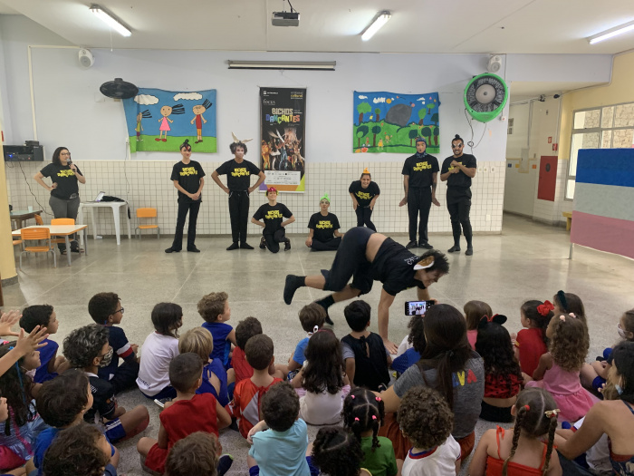 PEÇA BICHOS DANÇANTES - CMEI ZVA