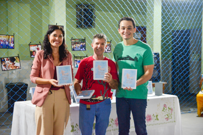 Lançamento do Livreto em Comemoração aos 50 anos da EMEF Adão Benezath