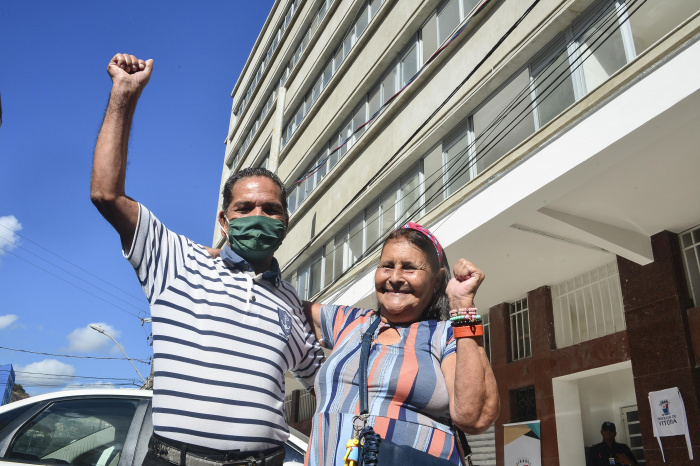 Dona Heralda com o marido na solenidade de entrega do Residencial Santa Cecília