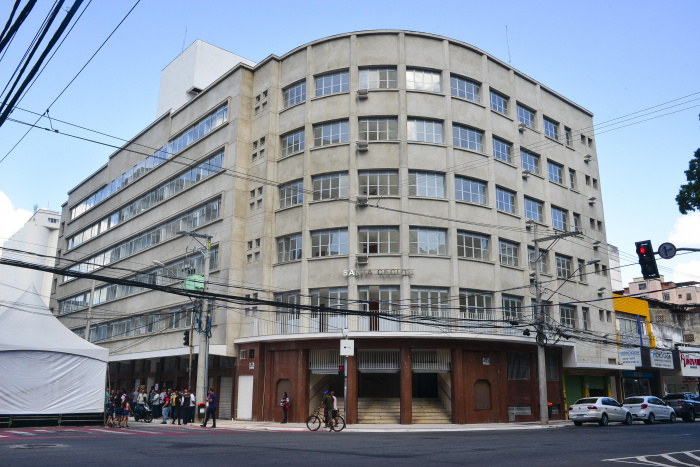 Solenidade de entrega do Residencial Santa Cecília no Parque Moscoso