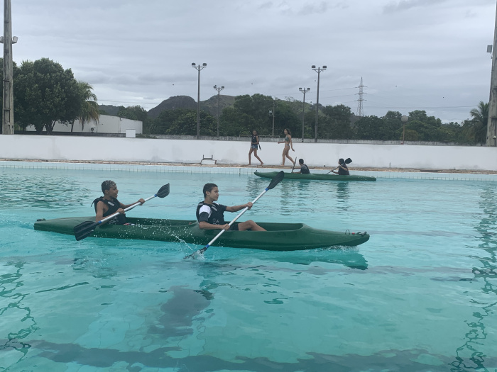 Aula de vivência em esportes náuticos - Emef ODL