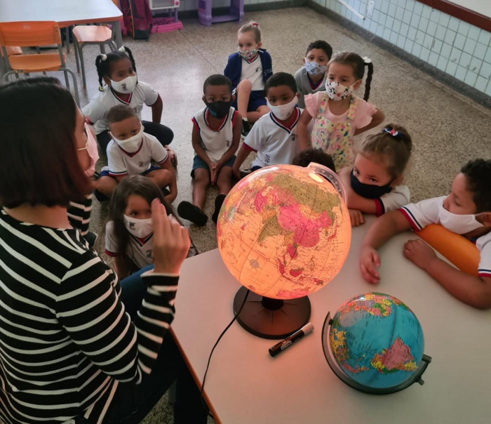 Crianças no projeto educacional "Sou capixaba: esta é minha ilha