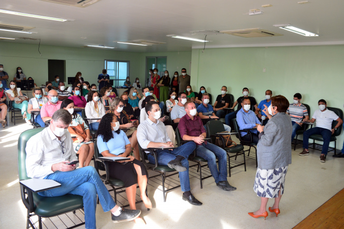 Reforma das instalações de ar condicionado do Centro de Especialidades