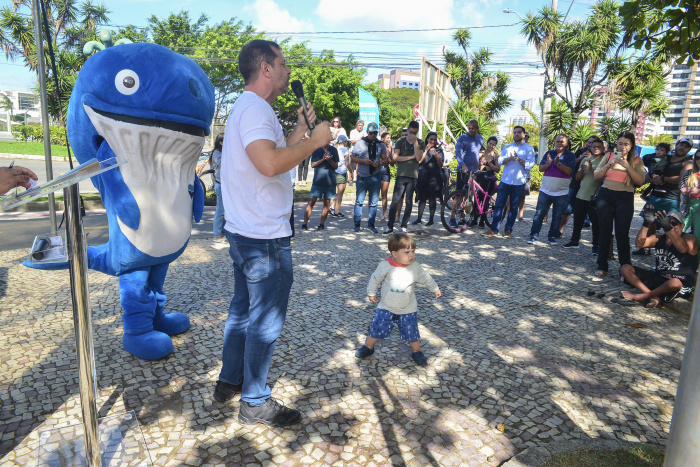 Assinatura da ordem de serviço de reurbanização da Curva da Jurema