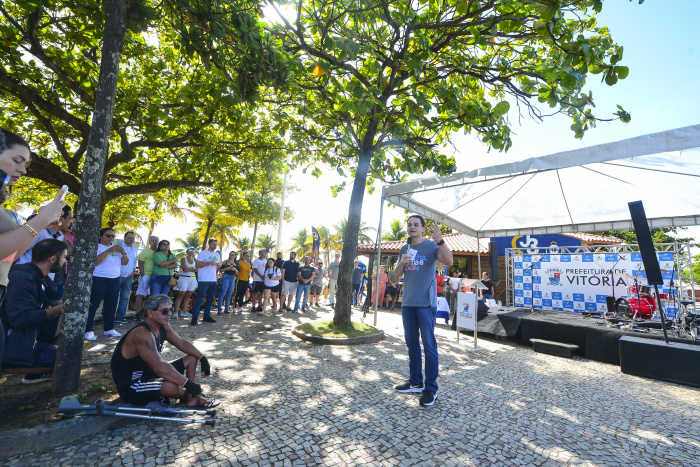 Assinatura da ordem de serviço de reurbanização da Curva da Jurema