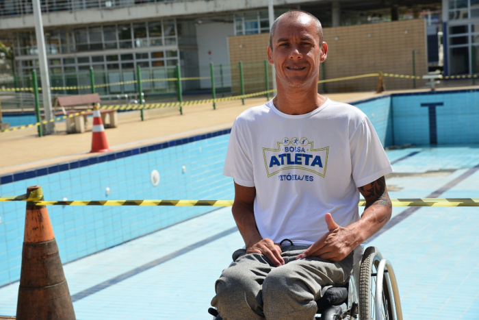 Tiozinho, como é conhecido o paratleta de natação Waldir Alvarenga Junior.