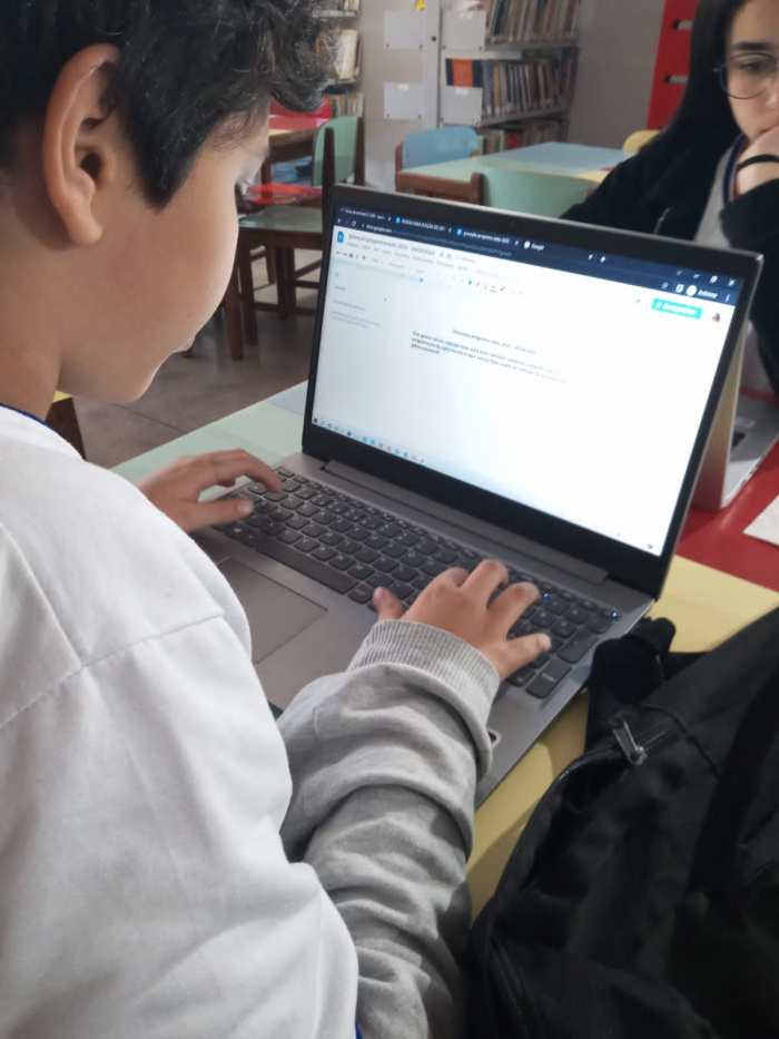 Projeto Rádio Escola desenvolve protagonismo estudantil