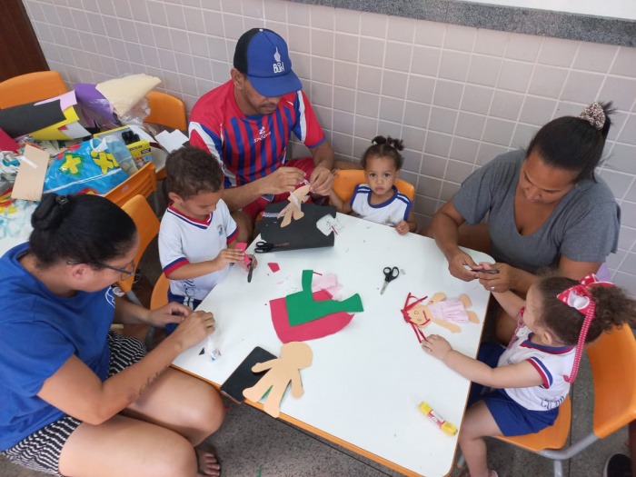 Dia da família fortalece vínculo da comunidade escolar com Cmei em Santos Dumont