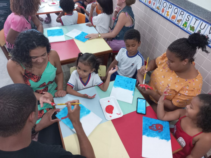 Dia da família fortalece vínculo da comunidade escolar com Cmei em Santos Dumont