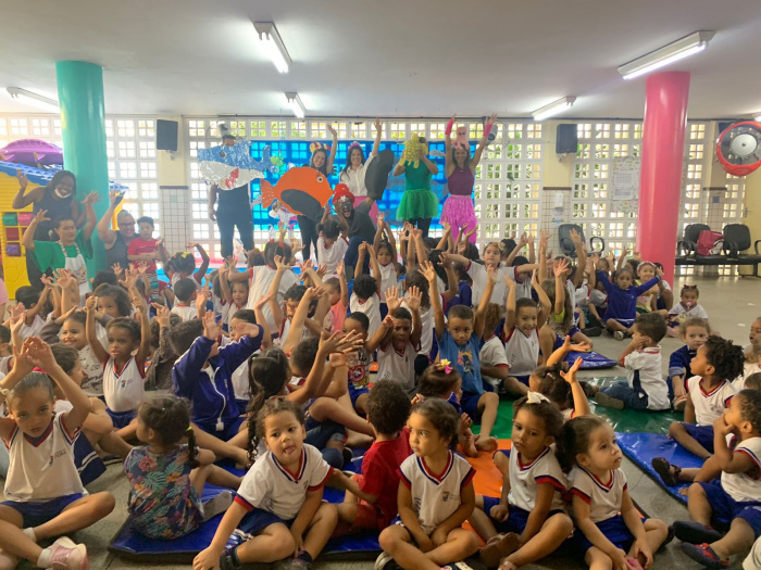 Teatro no Cmei PFR