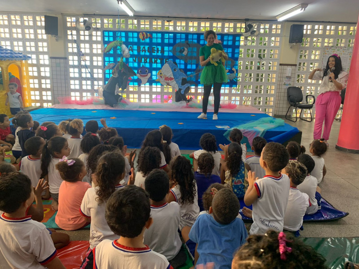 Teatro no Cmei PFR