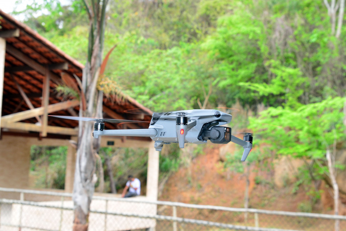 Entrega do Drone da Semmam