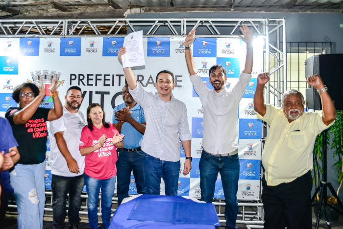Assinatura da Ordem de Serviço da Regularização Fundiária de Resistência
