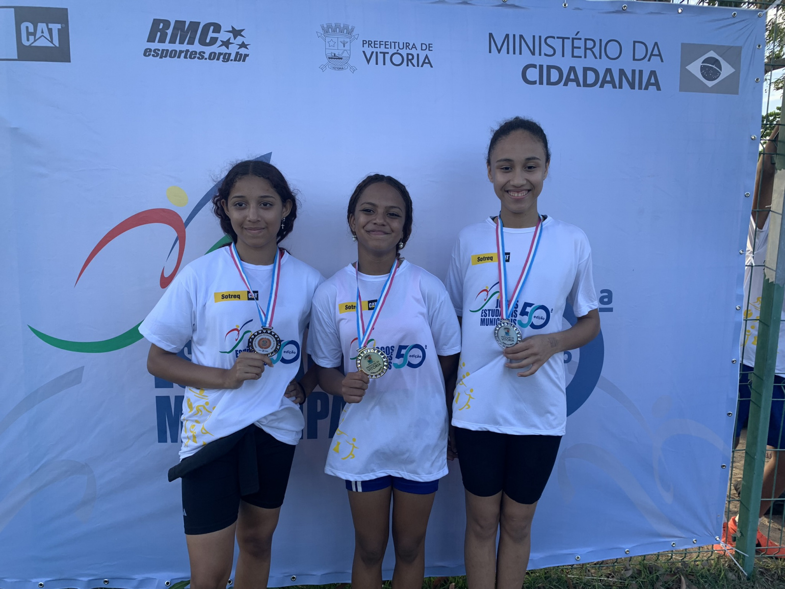 Jogos Escolares começam nesta quarta-feira com disputa no caiaque e  atletismo - Prefeitura de Laguna