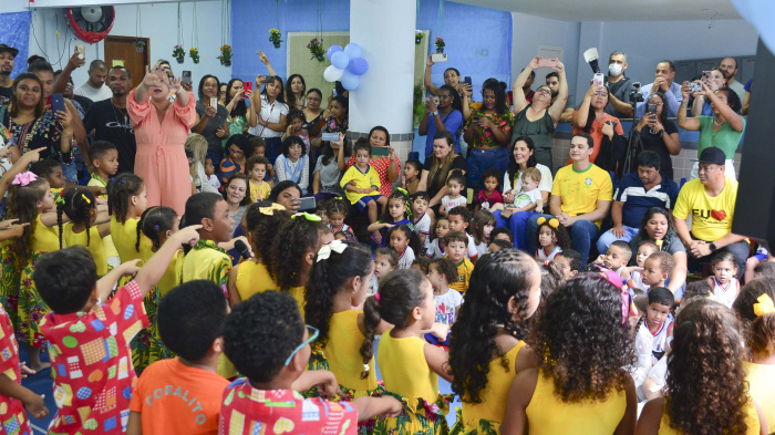 Reforma na CMEI Valdívia Rodrigues com a presença da Banda Casaca