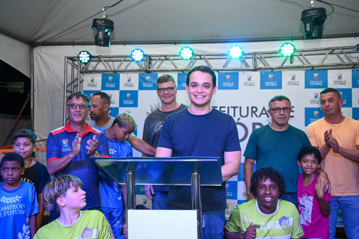 Assinatura da Ordem de Serviço da Reforma da Quadra de Caratoíra