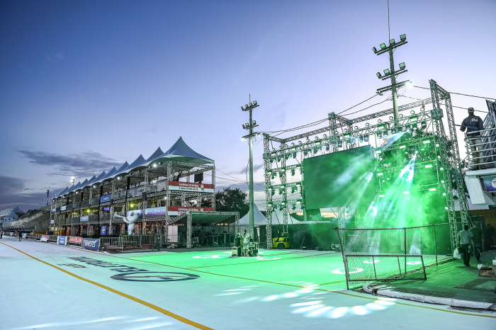 Sambão do Povo na Véspera dos Desfiles das Escolas de Samba