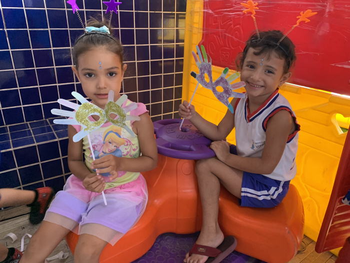 Baile de carnaval no Cmei Jacy Alves Fraga