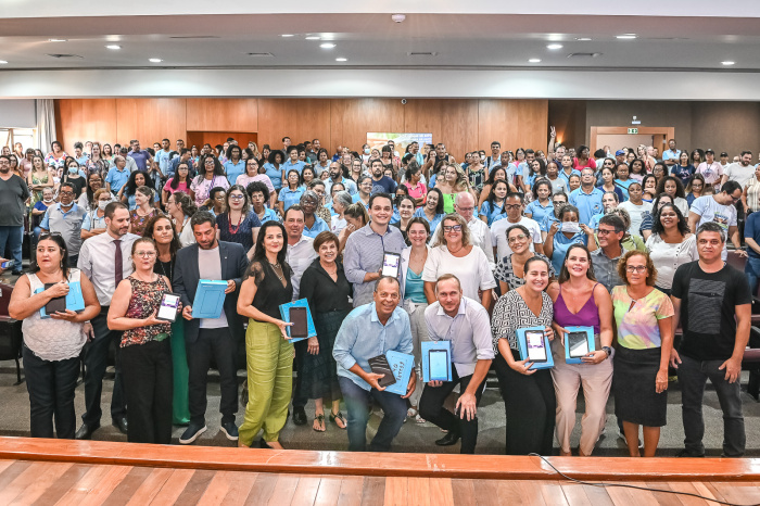 Entrega de Tablets aos Agentes Comunitários de Saúde e de Combate às Endemias
