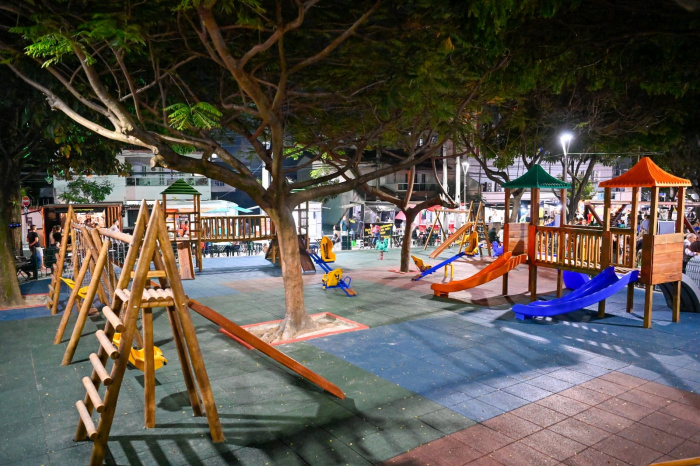 Inauguração do Parque Kids na praça Nilze Mendes