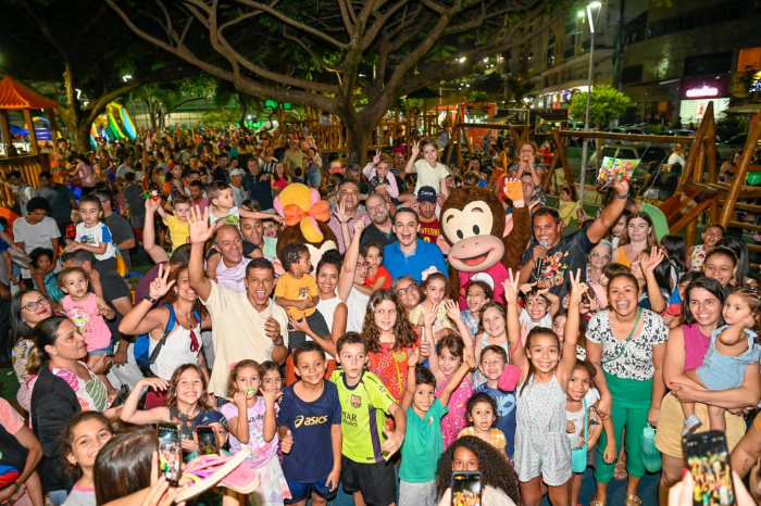Inauguração do Parque Kids na praça Nilze Mendes