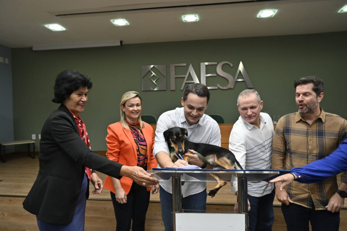 Assinatura do Acordo de Cooperação com a FAESA