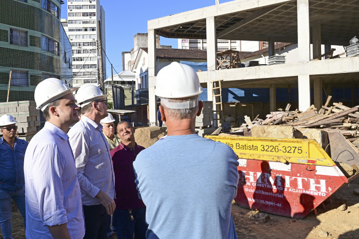 Visita técnica às obras da EMEF São Vicente de Paulo