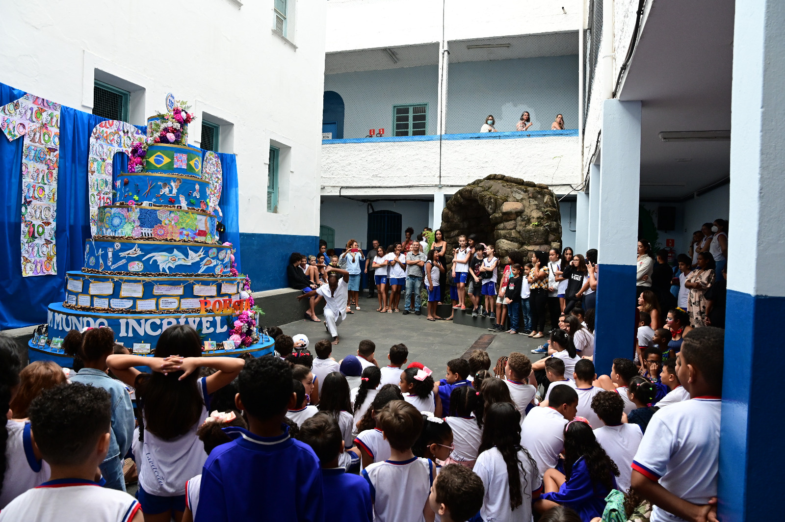 Entrada e Saída de Alunos - Colégio São Vicente de Paulo