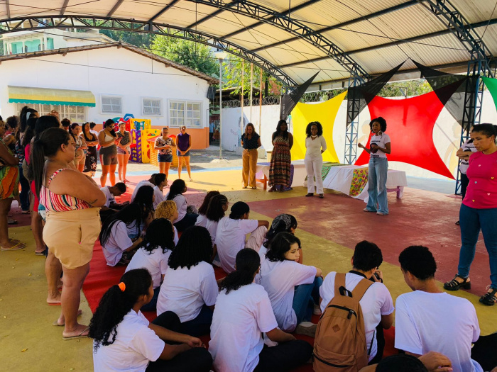 Cmei em São Pedro recebe estudantes de Linhares e realiza oficinas temáticas