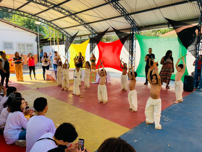Cmei em São Pedro recebe estudantes de Linhares e realiza oficinas temáticas