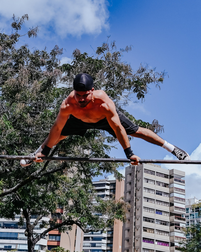 Esporte Por Vitória na Praça dos Namorados - Calistenia