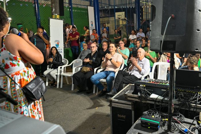 Assinatura da ordem de serviço para inicio das obras de reurbanização da Praça Primo Bitti
