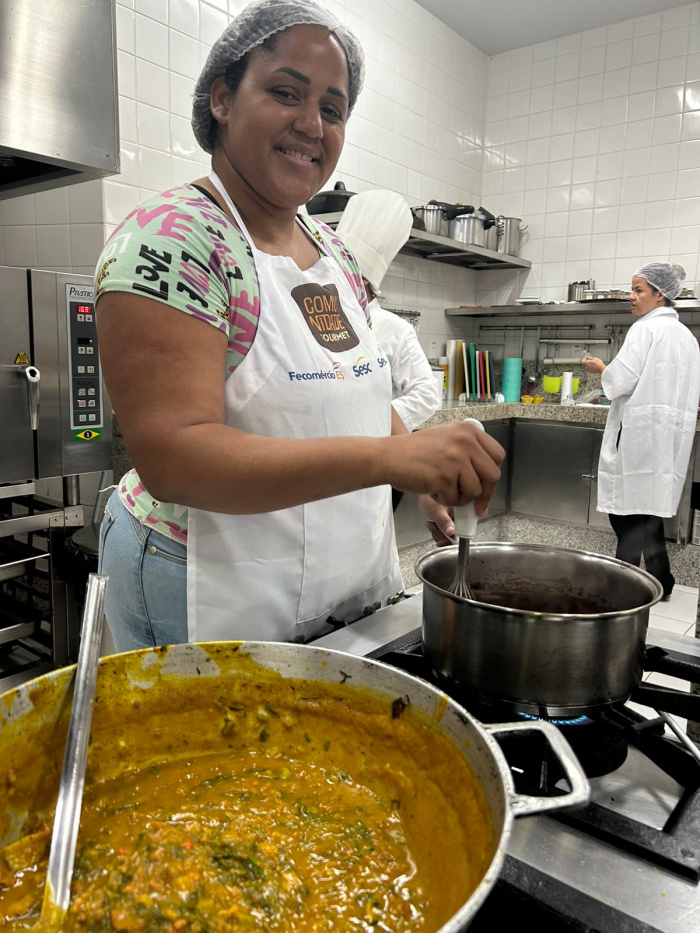 Vix + Cidadania: beneficiários têm aula sobre uso integral dos alimentos