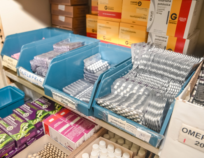 Medicamentos em Farmácia de Unidade de Saúde.