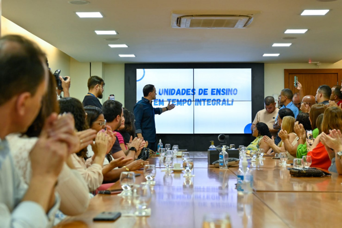 Proposta Curricular - Escola Especial Municipal Ilha do Saber